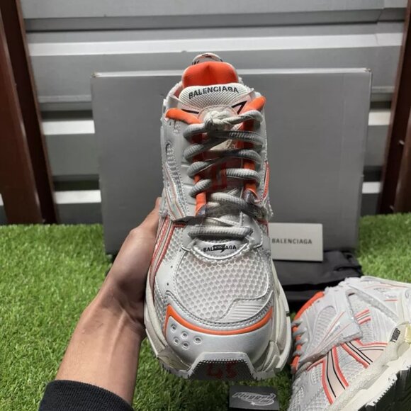 Balenciaga Men's Trainers - Picture 5 of 7